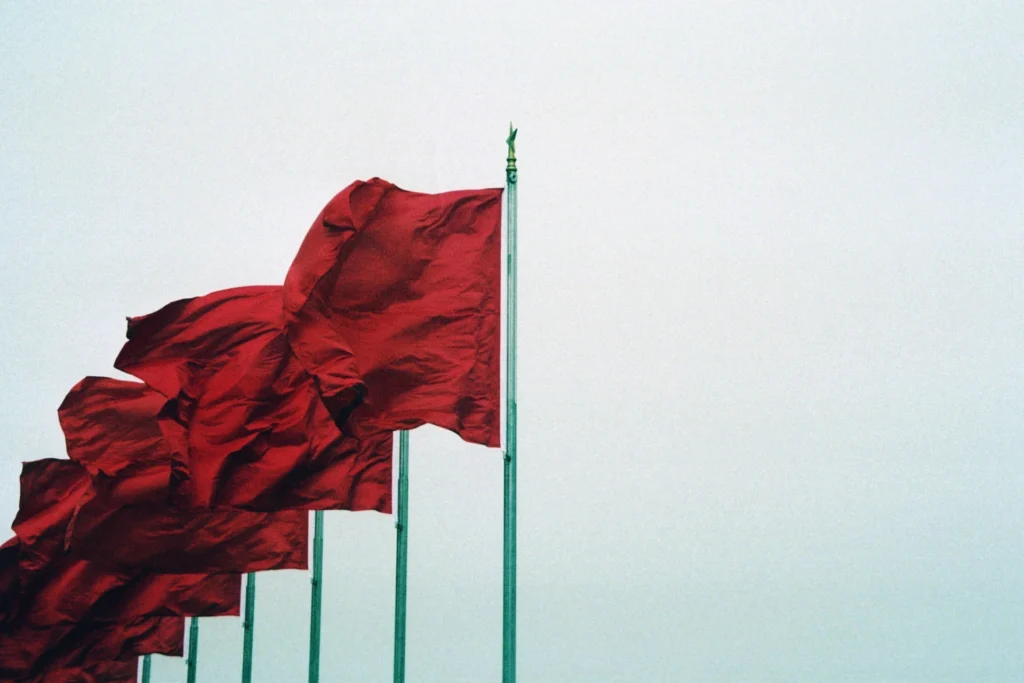 5 Contractor Red Flags Homeowners Miss Until It’s Too Late